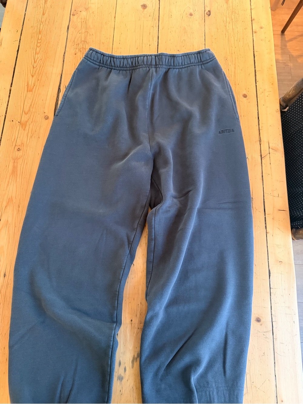 Aritzia Sweatpants